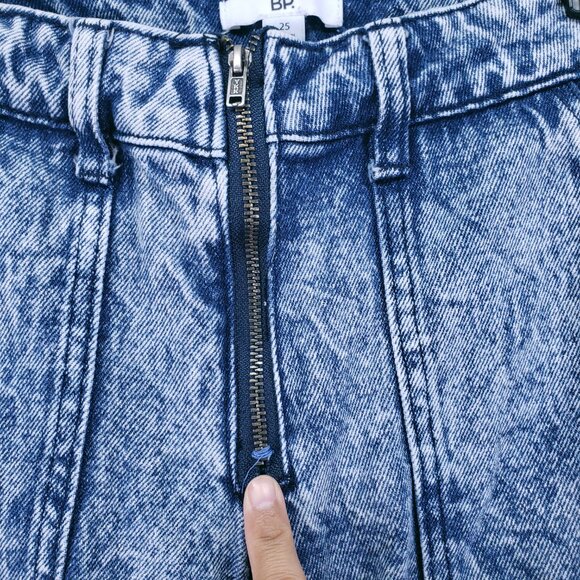 BP. Women's Blue Acid Wash High Waisted Pockets Cargo Straight Leg Pants Size 25 - Picture 10 of 16